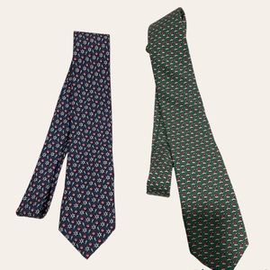 Vineyard Vines Christmas Tie 2 pack